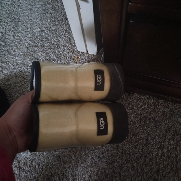 Ugg clear mini boot - Picture 2 of 2